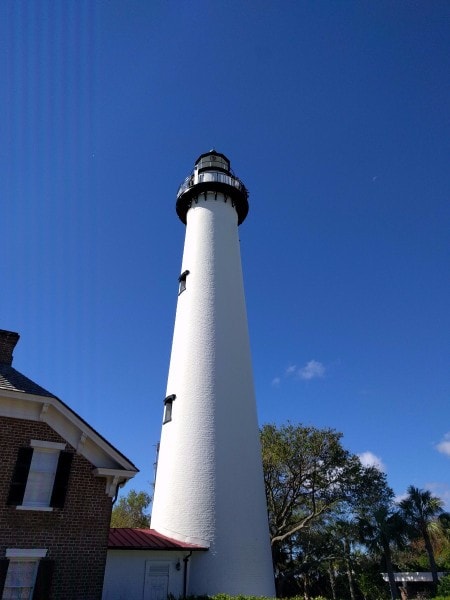 Cover image for St Simons Island